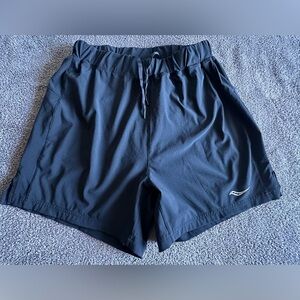 Saucony Outpace 5" Running Shorts Size S - Excellent Condition